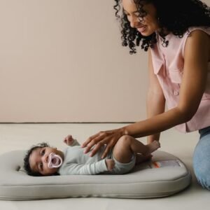 Snuggle Me® Baby Lounger Curve (0-6 Months) - Premium Organic Cotton with Foam Core, Machine-Washable Cover, Buttery-Soft & Breathable Infant Lounger with Travel Bag - Birch