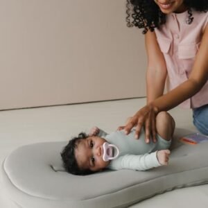 Snuggle Me® Baby Lounger Curve (0-6 Months) - Premium Organic Cotton with Foam Core, Machine-Washable Cover, Buttery-Soft & Breathable Infant Lounger with Travel Bag - Birch